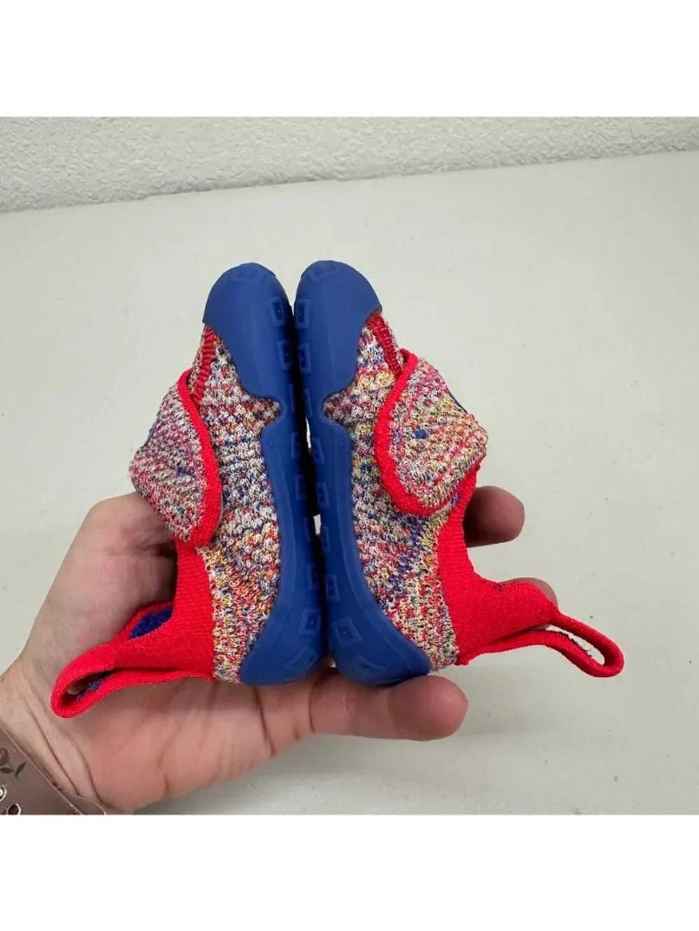 Nike FB3244-100 Swoosh 1 Infant Crib Shoes Fly Knit Sail/Siren Red/Vivid Size 3C